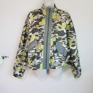 Nike Women's Sportswear Woven Windbreaker Jacket